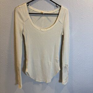 FREE PEOPLE Long Embroidered Sleeve Thermal Top Shirt Knit Cream Ivory XS